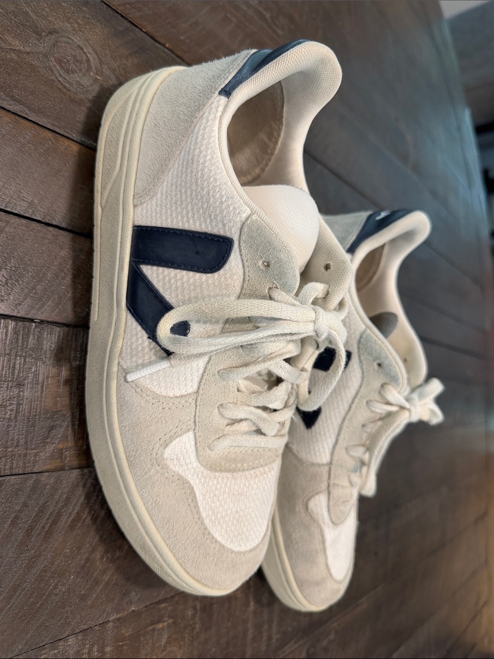Veja Men’s Sneakers in Off-White with Navy V